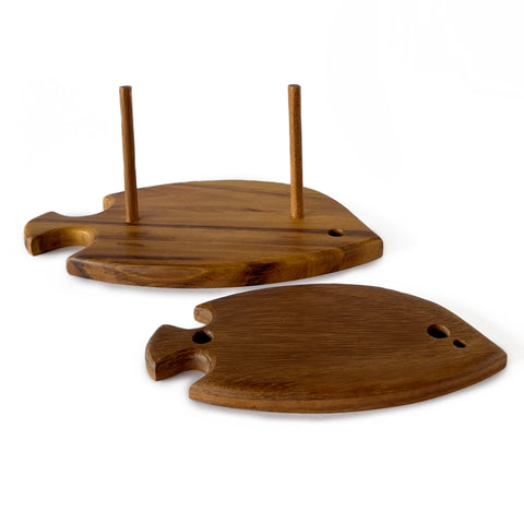 Servilletero de madera de parota en forma de pez