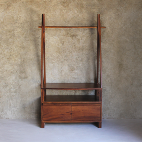 PELICANOS WARDROBE DRESSER