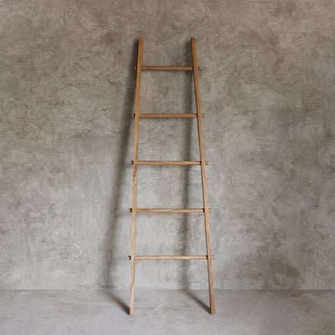 ESCALERA PÉRULA
