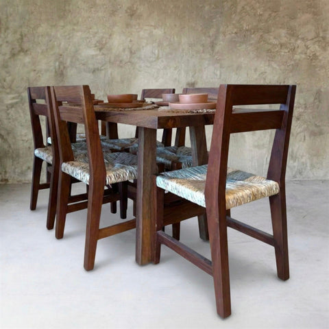 MESA COMEDOR CARDADO