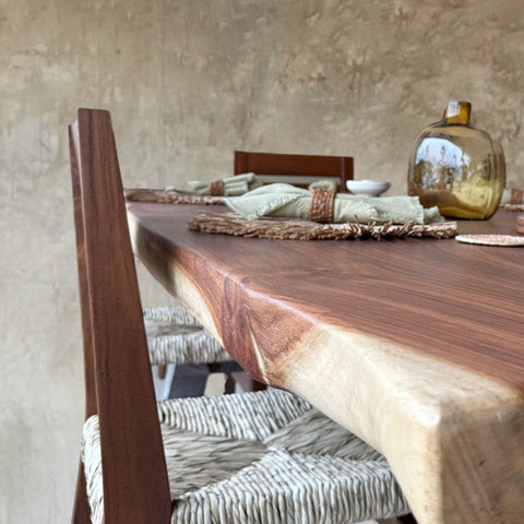 MESA COMEDOR ESPECIAL