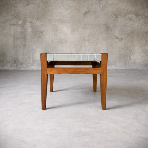 TABURETE AUXILIAR DE PAROTA