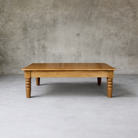 MESA DE CENTRO CLASICA